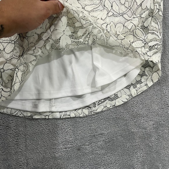 Elle Top Blouse Womens Medium Crochet Floral Print Bell Sleeves Boho Cottagecore - Picture 6 of 9